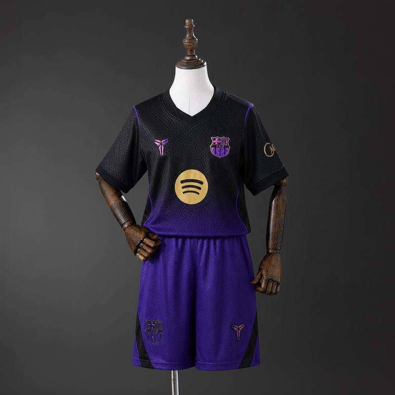Conjunto Infantil Barcelona x Kobe Bryant 26/27