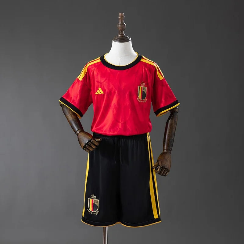 Conjunto Infantil Bélgica Temporada 26
